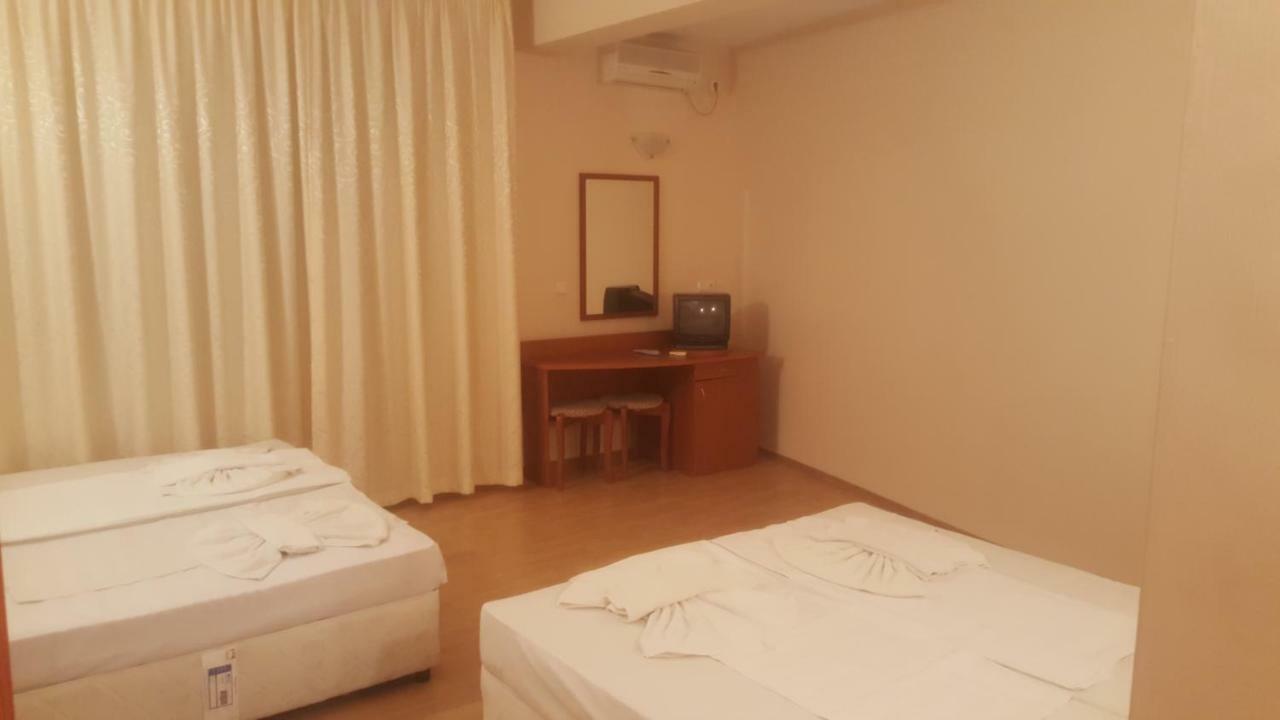 Hotel Seasons 2 ซันนีบีช ภายนอก รูปภาพ